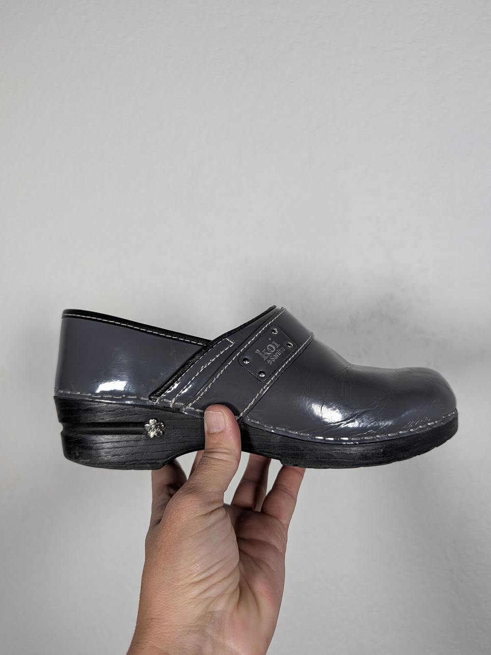 Koi Sanita Grey Slip-On Clogs, Size 8
